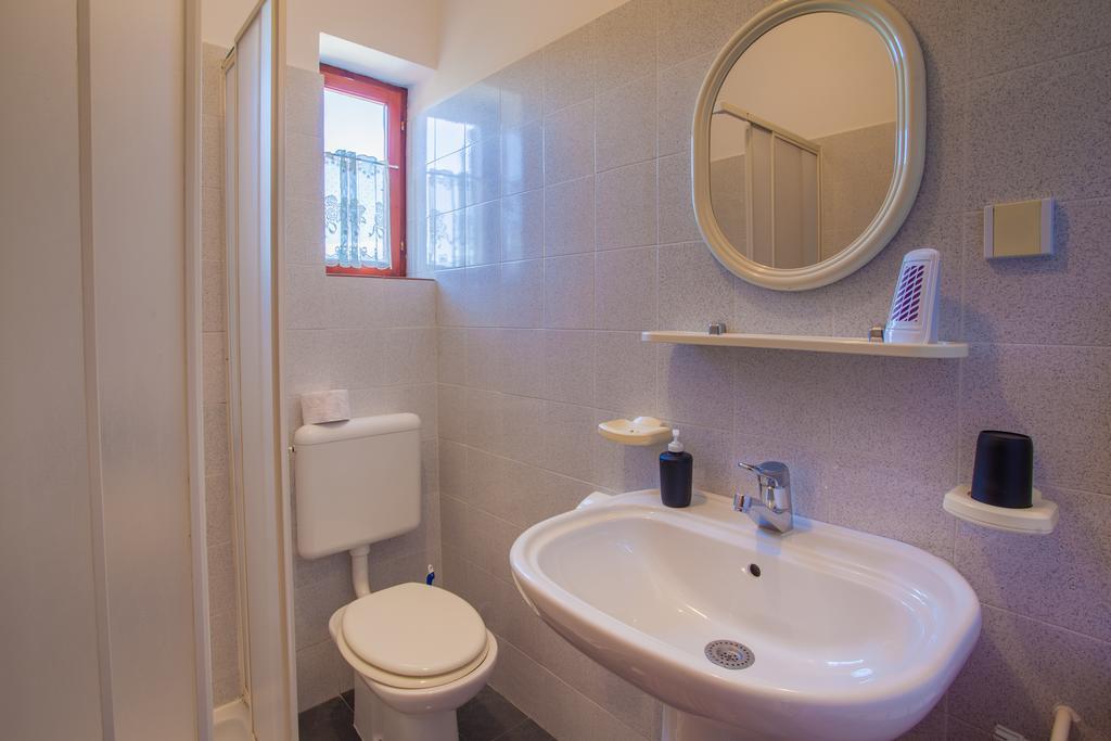 Rooms Kucic Cres Exterior foto