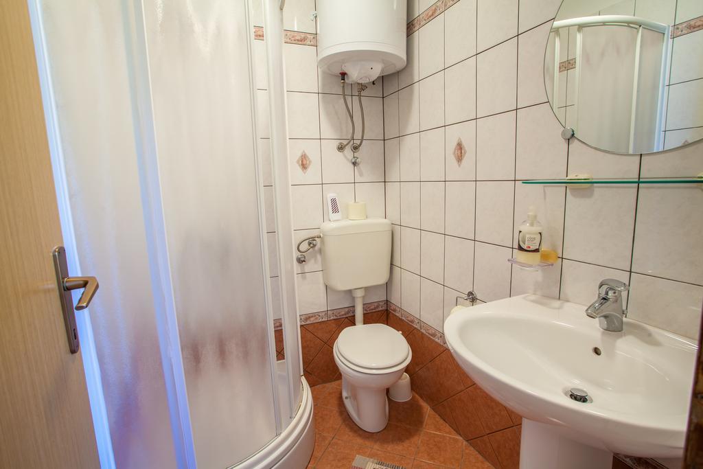 Rooms Kucic Cres Exterior foto