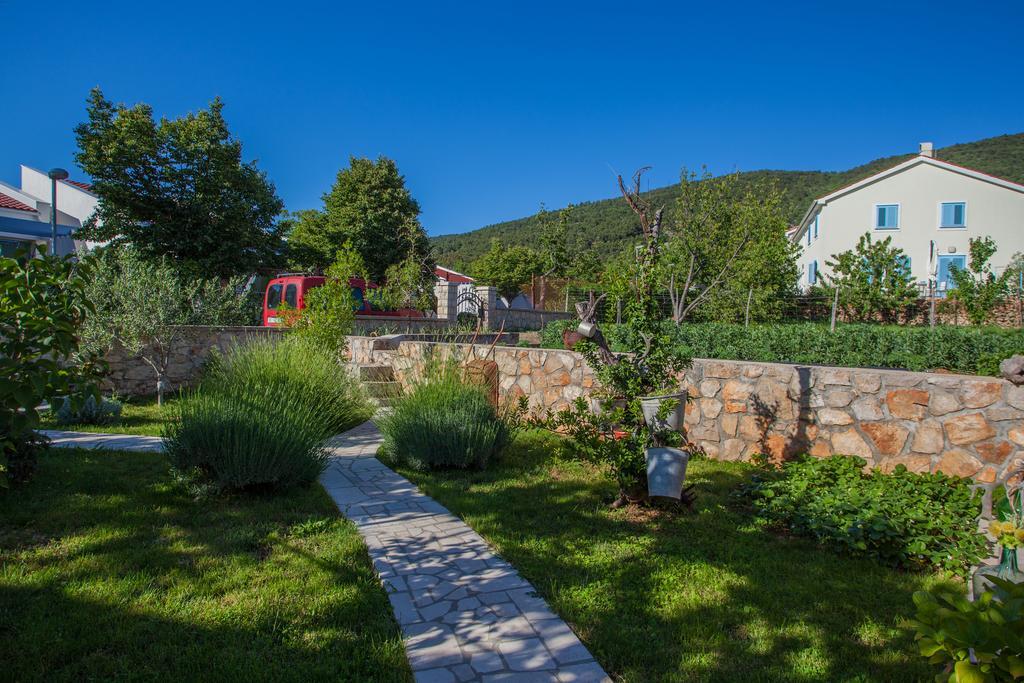 Rooms Kucic Cres Exterior foto