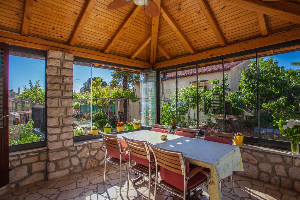 Rooms Kucic Cres Exterior foto
