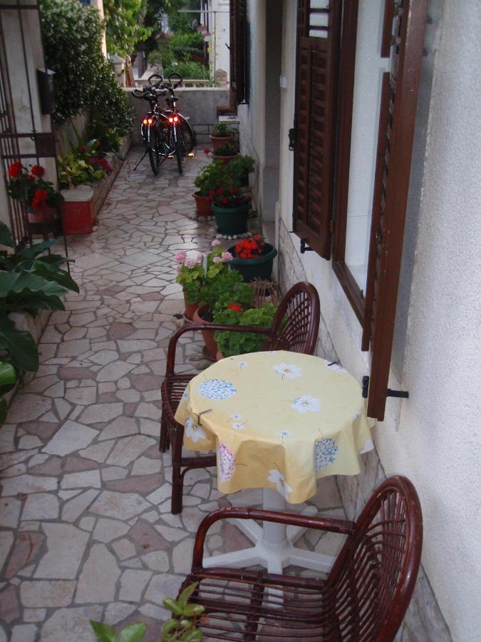 Rooms Kucic Cres Exterior foto